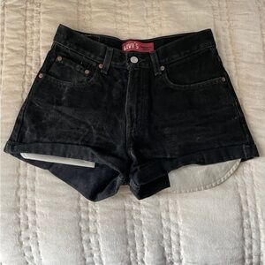 Levi’s 550 shorts